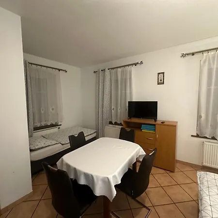 Gerus 3* Plawna (Lwowek)