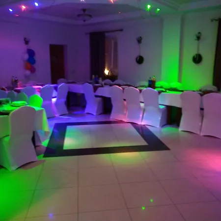 Bed & Breakfast Dom Goscinny Gerus 3*