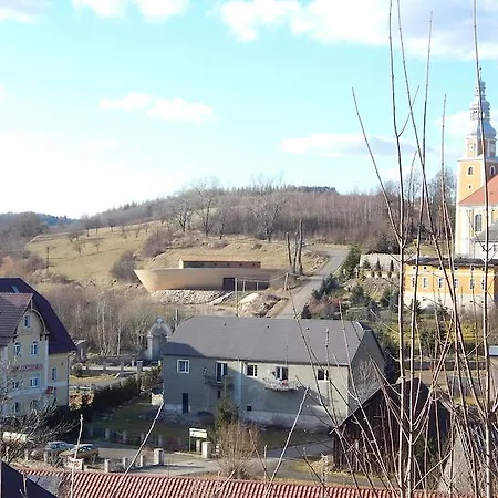 Bed & Breakfast Dom Goscinny Gerus 3*