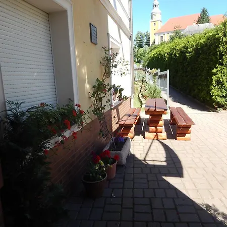 Dom Goscinny Gerus Plawna (Lwowek)