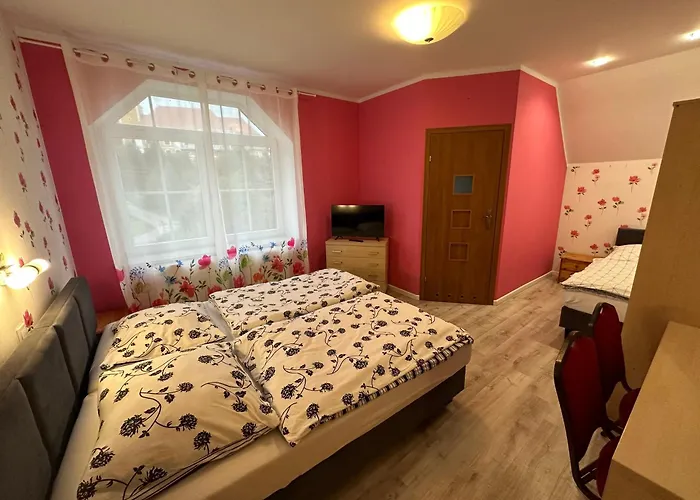 Dom Goscinny Gerus Bed & Breakfast 3*