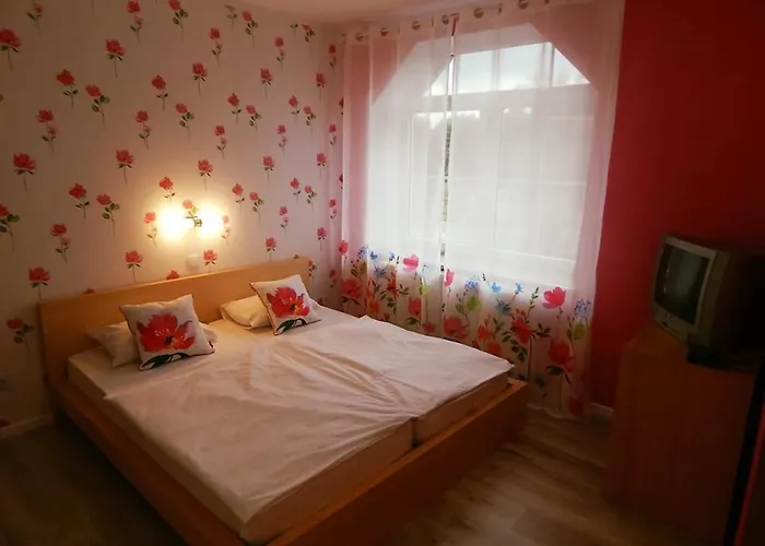 Dom Goscinny Gerus Bed & Breakfast 3*