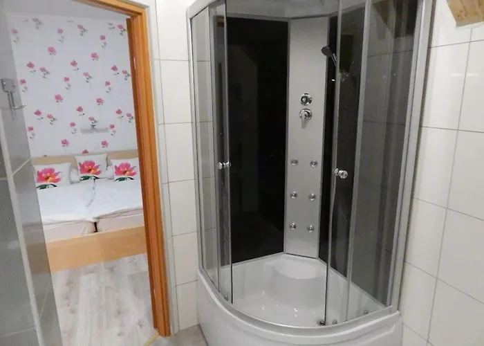 Bed & Breakfast Dom Goscinny Gerus 3*