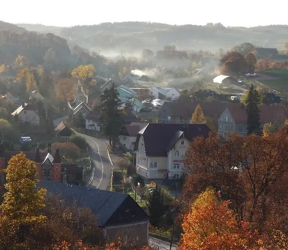 Bed & Breakfast Dom Goscinny Gerus Plawna (Lwowek)